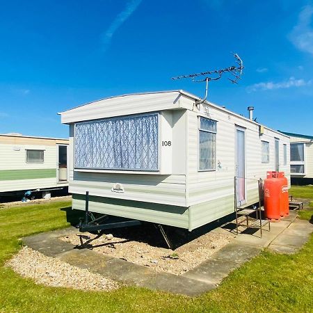 Tessas Caravan Breaks Chapel Saint Leonards Exterior foto